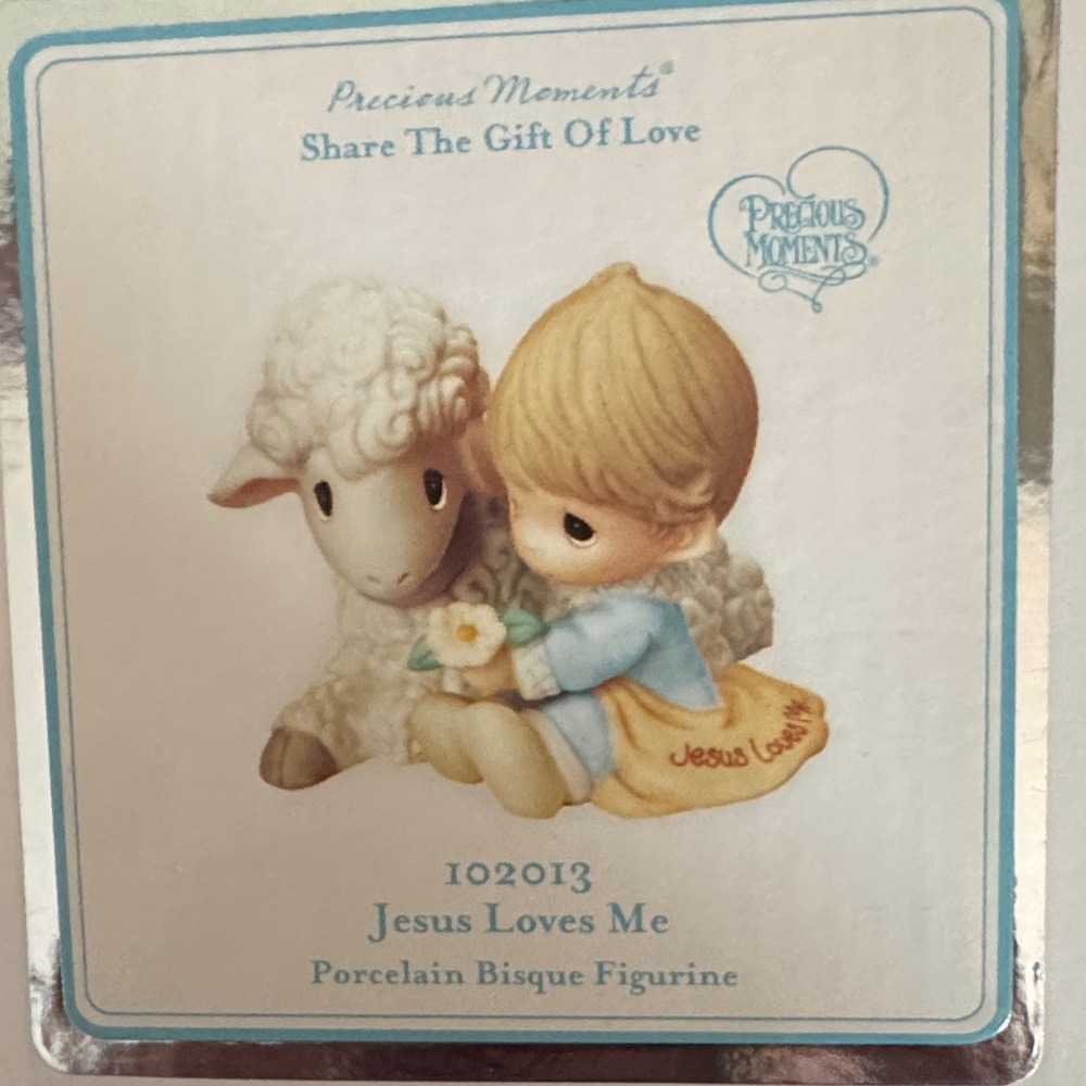 Precious Moments Share the Gift of Love Figurine